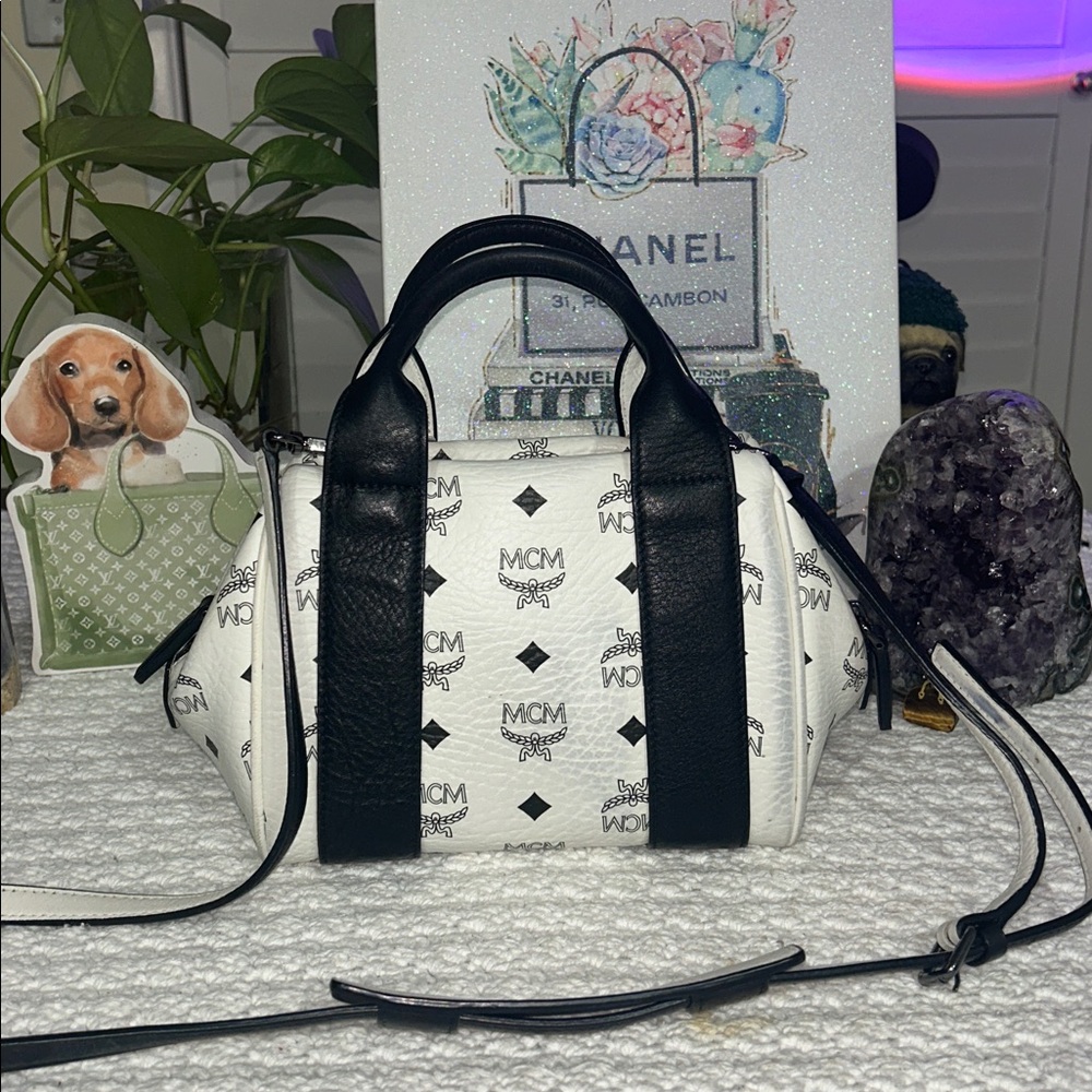 MCM Bowler Crossbody Bag in White Visetos